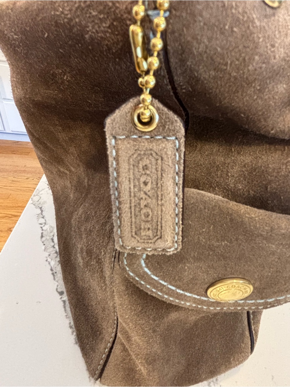 Vintage Coach Brown/taupe Suede Shoulder Bag F06S 9236 with Gold hardware - Picture 7 of 8